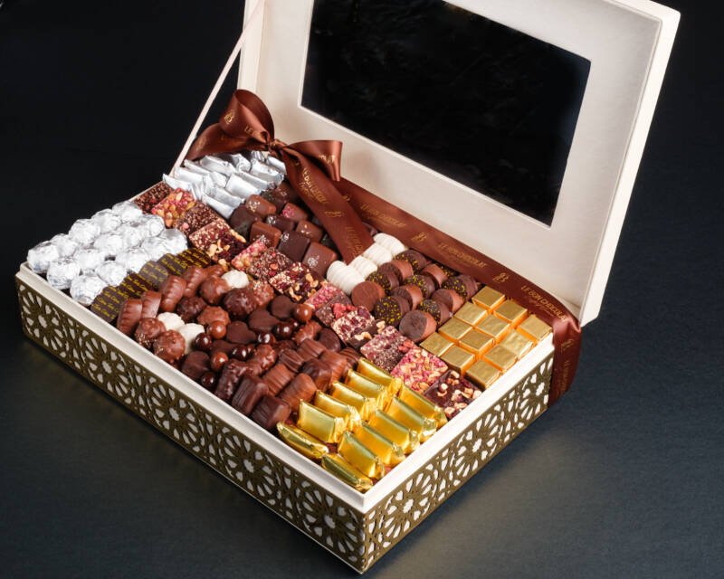 Boite en Cuir blanc et doré